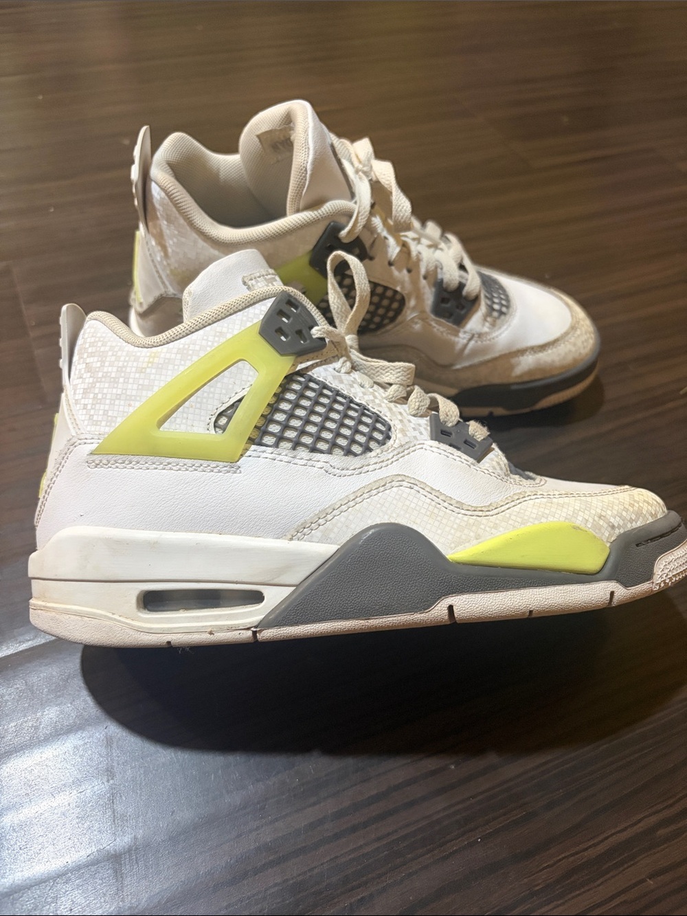 Jordan Air Jordan 4 Retro SE Craft "Photon Dust" Sneakers